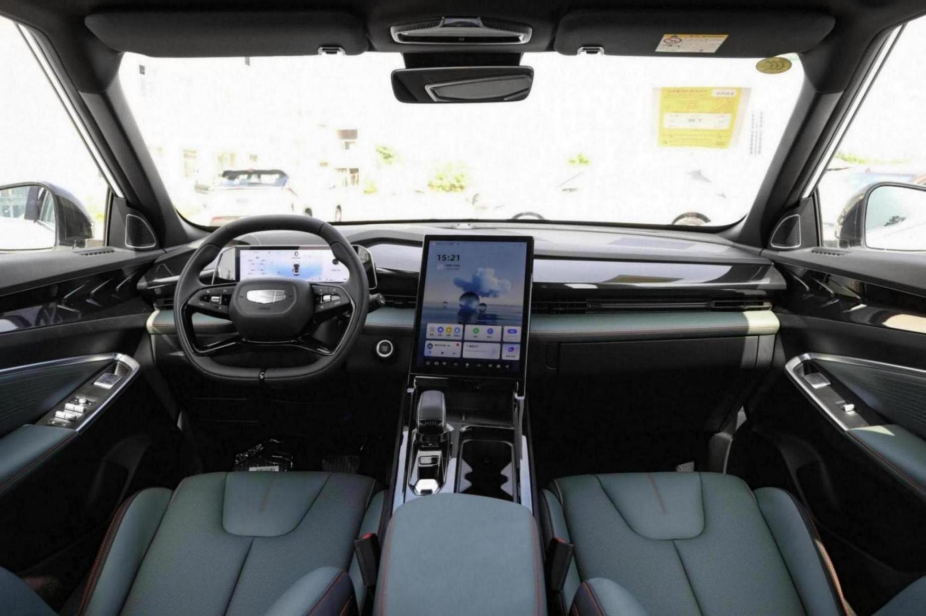 8万级紧凑型SUV,吉利新博越怎么选?