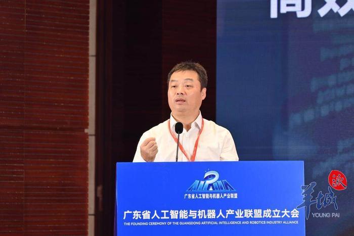华为常务董事张平安:关注智能体元年,希望用昇腾开发的人越来越多